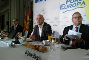   Romeva: 'Si tinguéssim un referèndum pactat no seríem on som'  