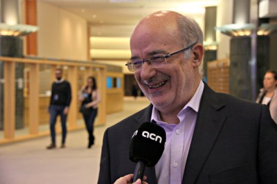   Terricabras defensa que la UE no s'ha d'agenollar davant de Turquia i que els estats membres han de vigilar i controlar com es tracta els refugiats  