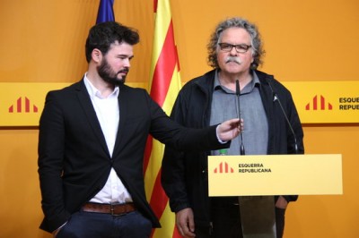   Rufián: 'Davant d'un Estat que no ens deixa tirar cap endavant per dignificar la vida de la gent i que no ens deixa votar, nosaltres diem que mai més demanarem permís'  