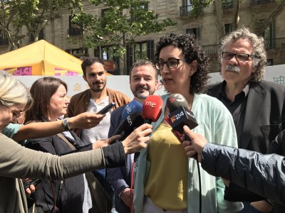   Rovira: 'Som un país que llegeix i estima, som sobirans, votarem i decidirem'  
