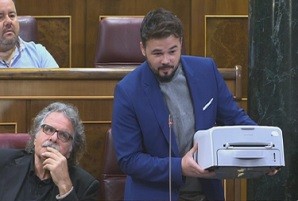   Rufián, a Sáenz de Santamaría: “Deixin de perseguir impressores i dediquin-se a perseguir corruptes i lladres”  