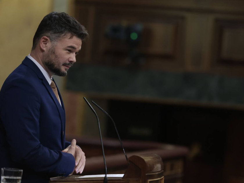  El portaveu del Grup Republicà al Congrés, Gabriel Rufián, durant la seva intervenció al ple del Congrés aquest dimarts 