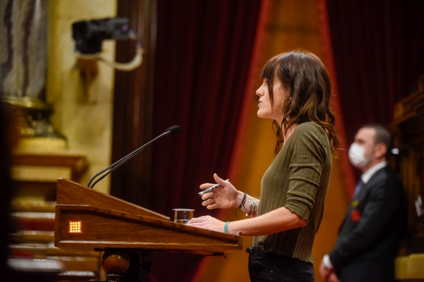  Alba Camps en la seva intervenció al Parlament de Catalunya / Marc Puig 