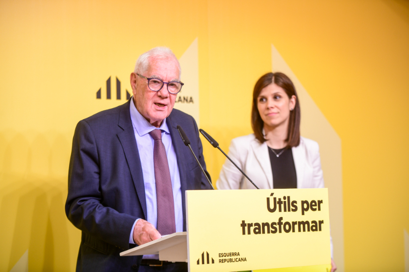 El candidat d'Esquerra Republicana a Barcelona, Ernest Maragall, en roda de premsa amb la secretària general adjunta i portaveu, Marta Vilalta / Marc Puig