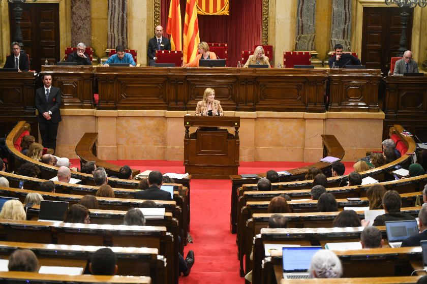 Esquerra Republicana proposa incorporar formació sobre la menstruació en el currículum educatiu