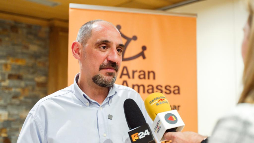  El candidat d'Aran Amassa AM a l'alcaldia de Vielha, Julián Fernández. 