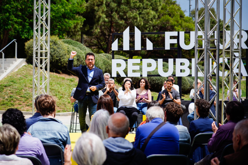  El president de la Generalitat i coordinador nacional d'Esquerra Republicana, Pere Aragonès, durant l'acte d'avui a Mataró. GERARD MAGRINYÀ. 