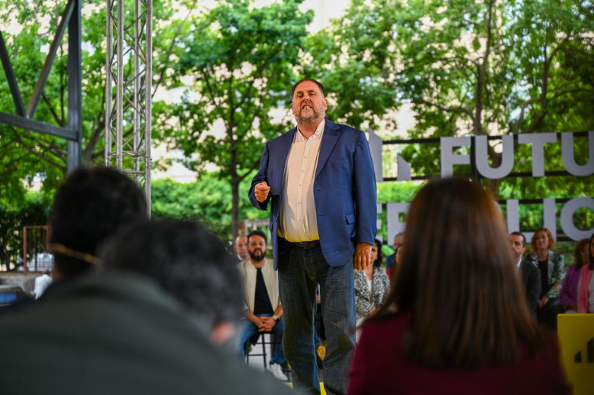  Oriol Junqueras, durant la seva intervenció a l'acte de campanya a Girona / Paula Roque 
