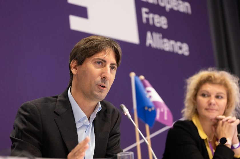  L'eurodiputat Jordi Solé a l'Assemblea General de Brusseles - InFocus Brussels - Event Photographer 