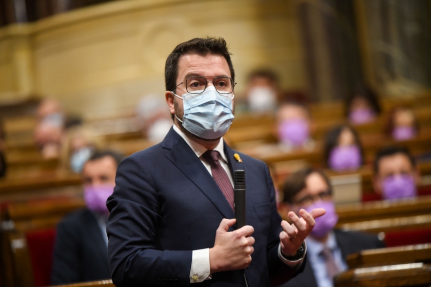   Jové apel·la a la corresponsabilitat dels homes per avançar cap a la normalitat feminista: 'El sostre de vidre de les dones és el nostre terra llis'  