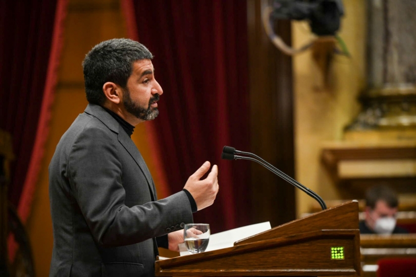  Chakir El Homrani en la seva intervenció al Parlament de Catalunya / Marc Puig 