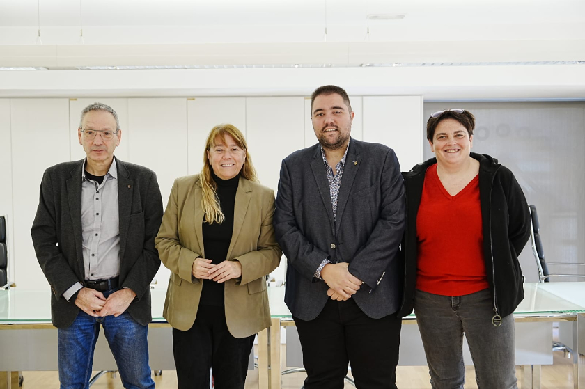  El Govern signa un conveni per adquirir la Casa Vallmanya. 