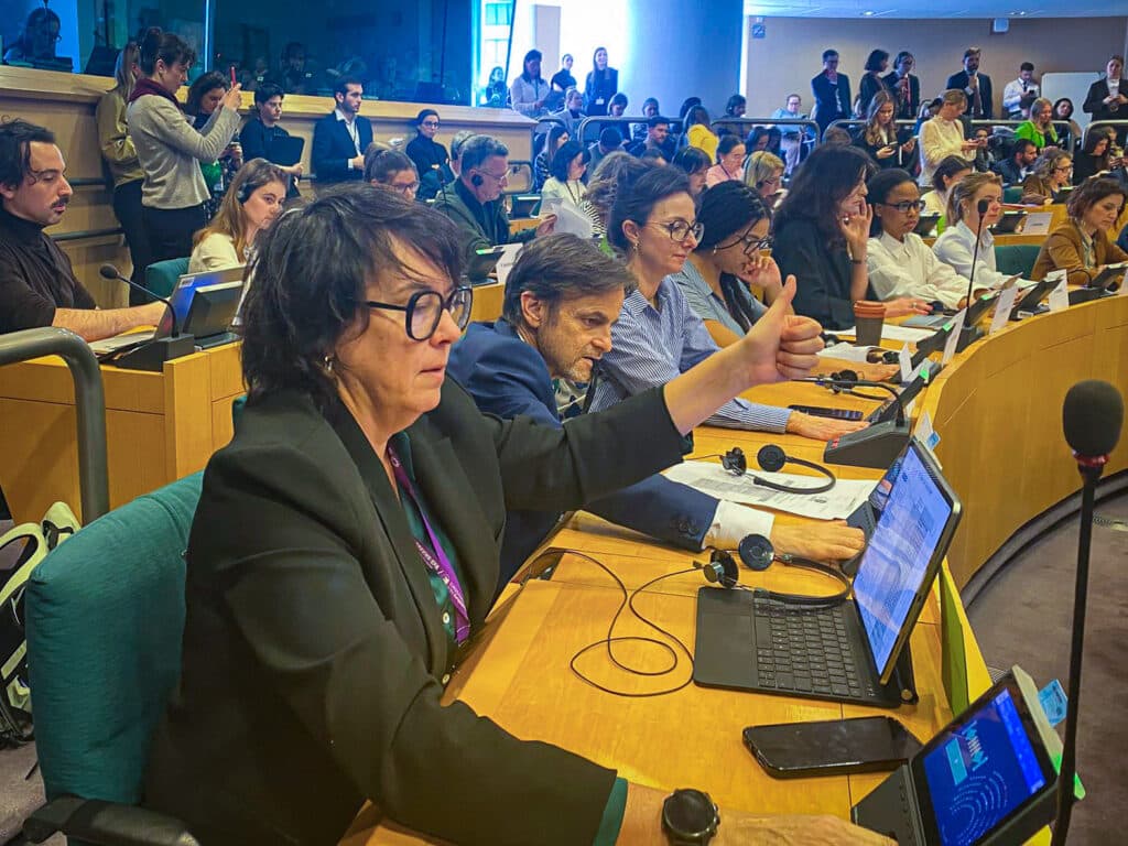 Diana Riba a un Comité del Parlament Europeu