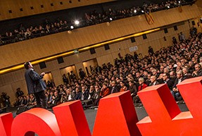   Defensem  una candidatura de llistes de país guanyadora, que integri un major nombre de sensibilitats i representi la unitat de tots, des de la màxima pluralitat i transversalitat'  