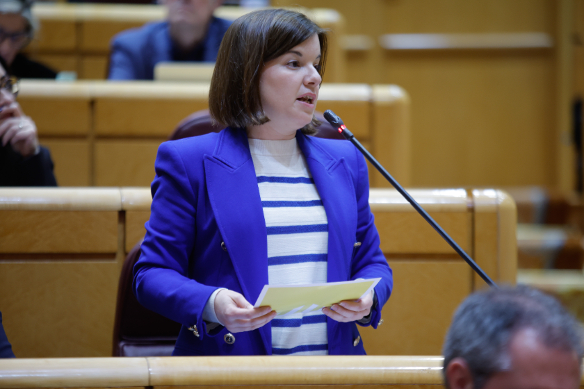  Sara Bailac, al ple del Senat / Senado 