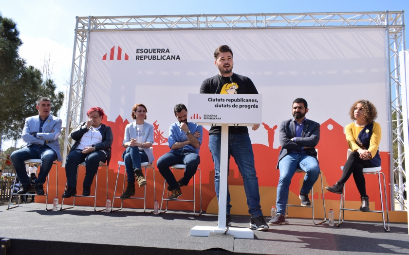  Gabriel Rufián durant la seva intervenció a l'acte de Salt 