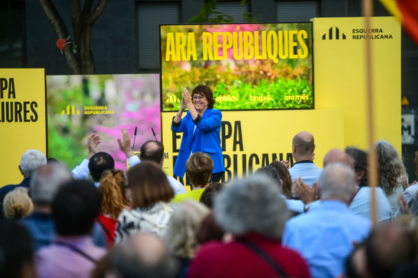  La cap de llista d'Ara Repúbliques, Diana Riba, en l'acte central de campanya. MARC PUIG 