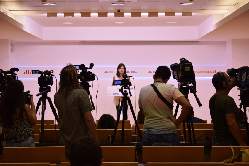  La portaveu d'Esquerra Republicana, Marta Vilalta, durant la roda de premsa 