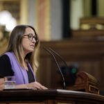 La diputada Etna Estrems durant el ple del Congrés