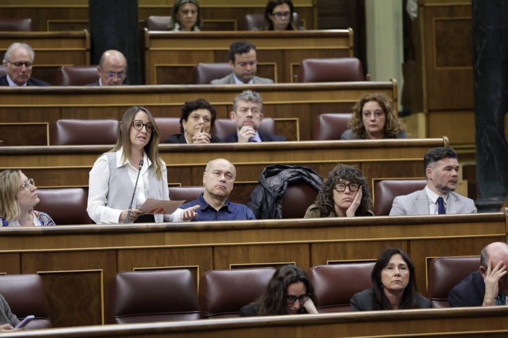 Etna Estrems al ple del Congrés del diputats