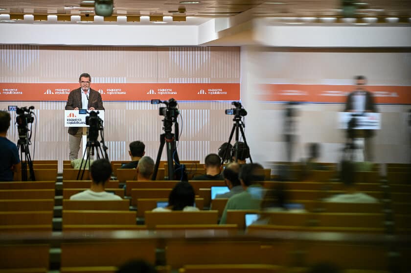 Isaac Albert a la sala de premsa de la Seu Nacional d'Esquerra Republicana
