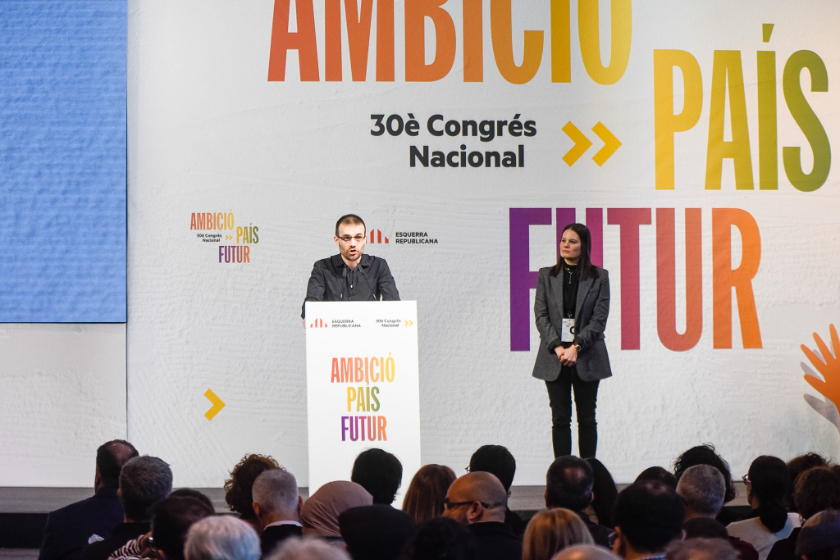  Joan Plana Sagué i Solés Carabassa Closa defensen la ponència estratègica. MARC PUIG 