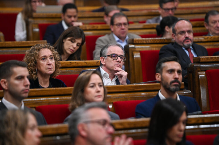 El president del grup parlamentari, Josep Maria Jové, ha collat el Govern perquè afronti la resolució del conflicte polític.