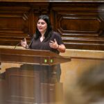 La diputada d'Esquerra Republicana Mar Besses intervé al ple del Parlament. PAULA ROQUE