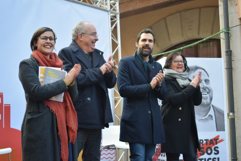  Roger Torrent, Josep Bargalló, Jenn Díaz i Camí Mendoza, al final de l'acte a Cambrils 