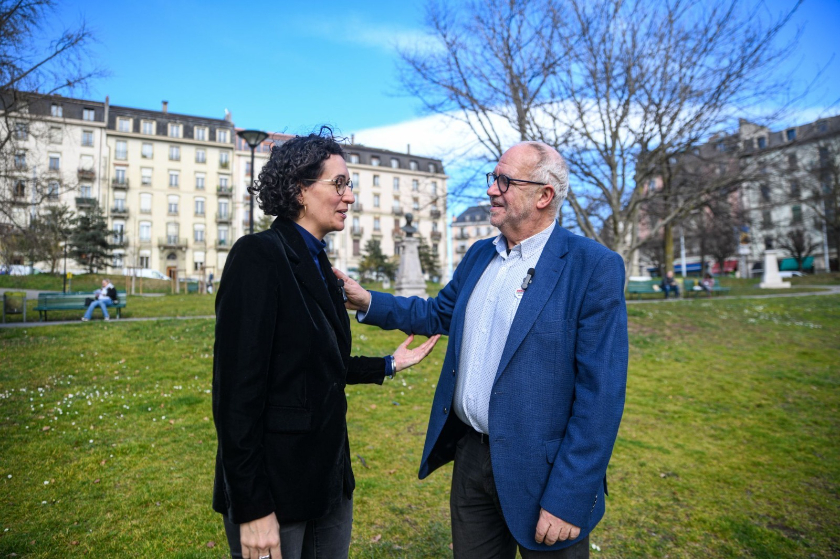  Joan Santacana acompanyat de la secretària general d'Esquerra Republicana, Marta Rovira. 