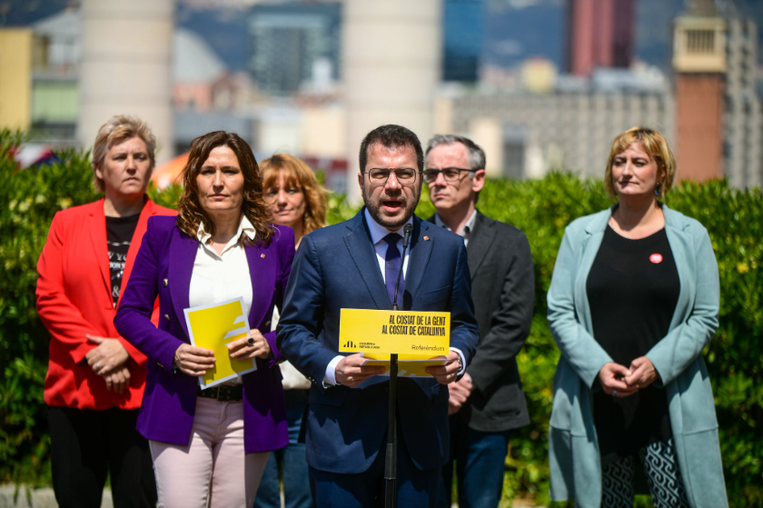  Aragonès, Vilagrà, Molina, Vilaret, Jové, Vergés i Queralt a les Quatre Columnes, a Barcelona 