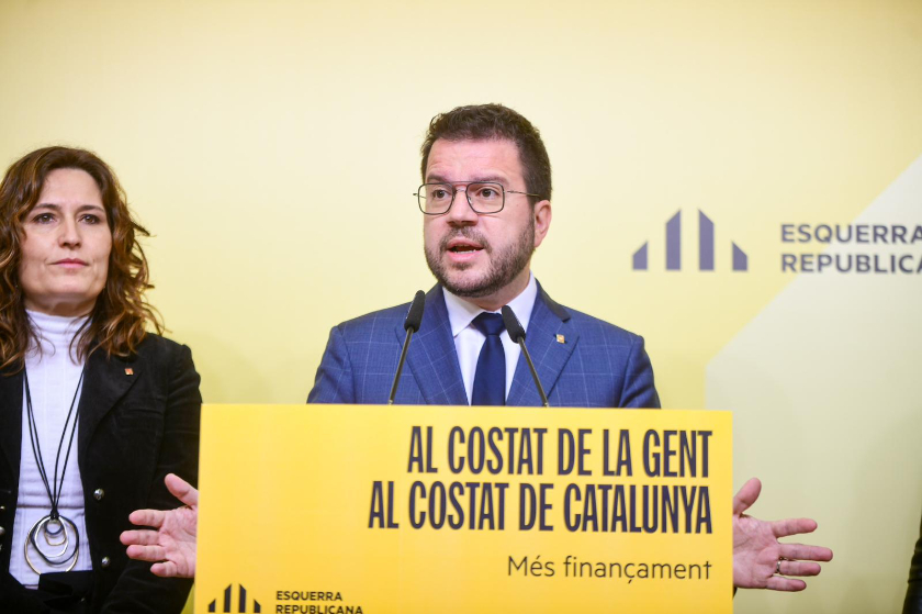   Aragonès defensa el finançament singular: 'Ni 'cafè per a tots' aigualit, ni propostes estrafolàries que ens deixen per sota del que Esquerra Republicana ja ha aconseguit'  
