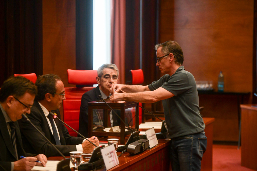  El president del grup, Josep Maria Jové, durant la constitució de les comissions parlamentàries. MARC PUIG. 