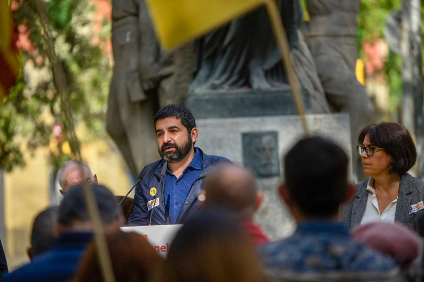  El conseller de Treball, Afers Socials i Famílies, Chakir el Homrani, ha intervingut en un acte a Barcelona, davant del monument a Francesc Layret  