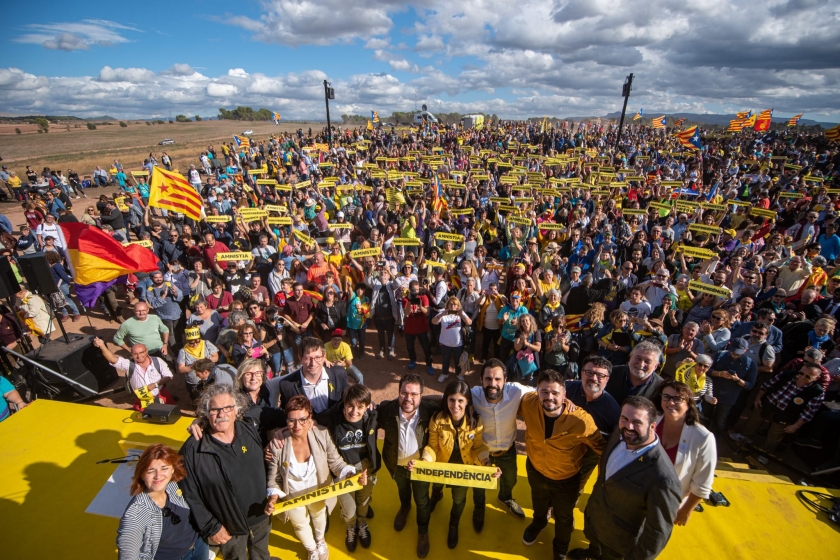  Foto de família a l'acabar l'acte central de campanya a Lledoners / Marc Puig 