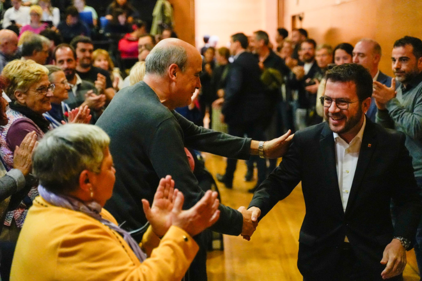   Aragonès: “Illa diu que no vol els vots del PP, però el 12M acabarà fent com Colau amb Valls o Collboni amb el PP, i farà tot el contrari”  