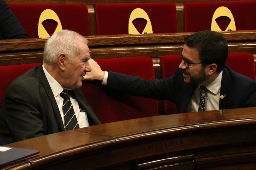  El conseller Ernest Maragall al Parlament amb el vicepresident Pere Aragonès / ACN 