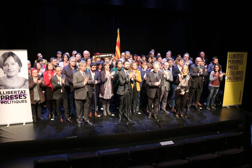   Els presidents del Parlament i una seixantena de diputats demanen l’alliberament de Carme Forcadell a Madrid   