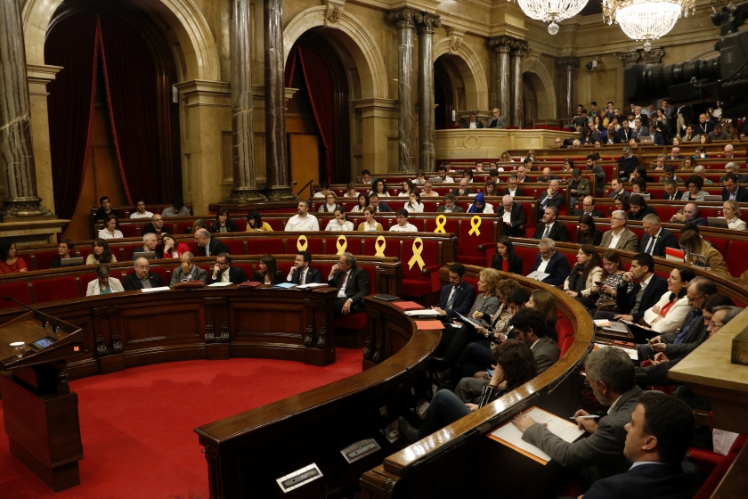   El Parlament acull el primer ple de dones per avançar cap a la igualtat de gènere  