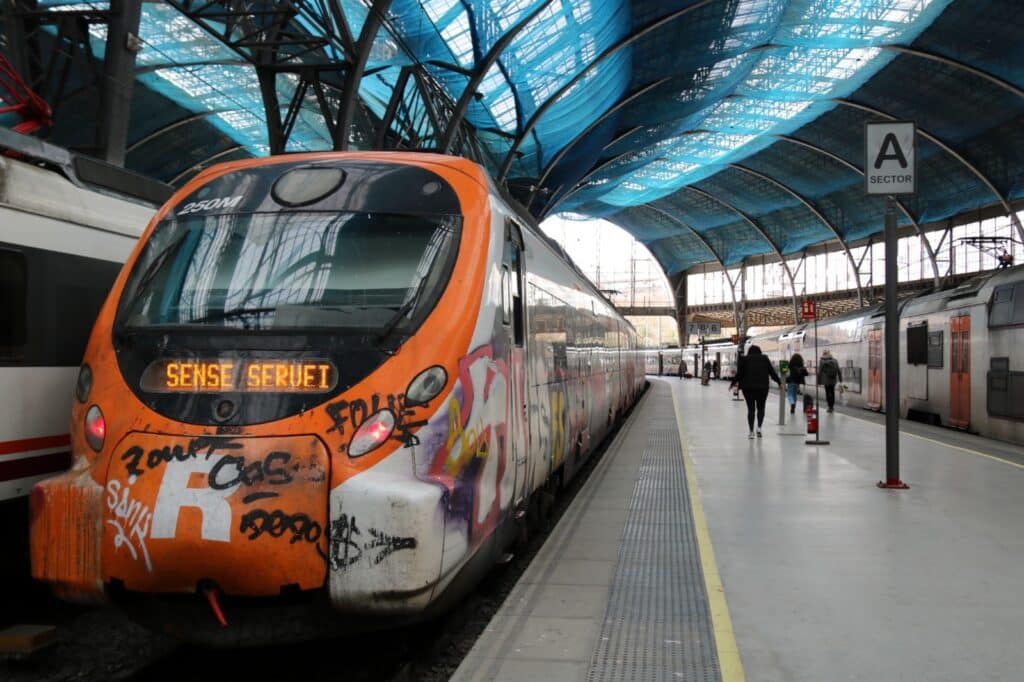 Un tren de Rodalies fora de servei en una imatge d'arxiu. ACN.