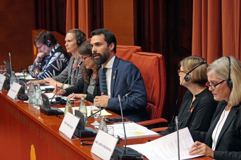  El President del Parlament, Roger Torrent, en la jornada sobre el pla d’igualtat amb experts internacionals / Parlament 