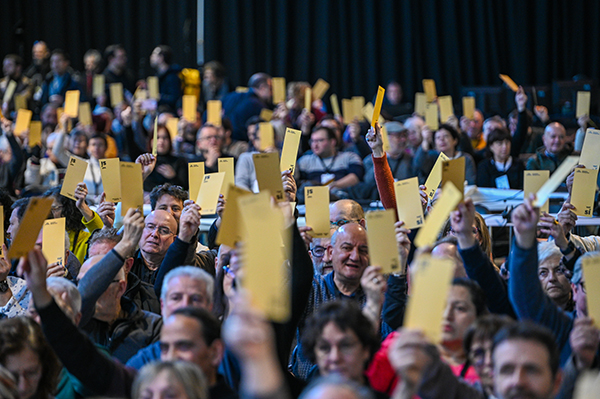 Votació al plenari del 30è Congrés Nacional